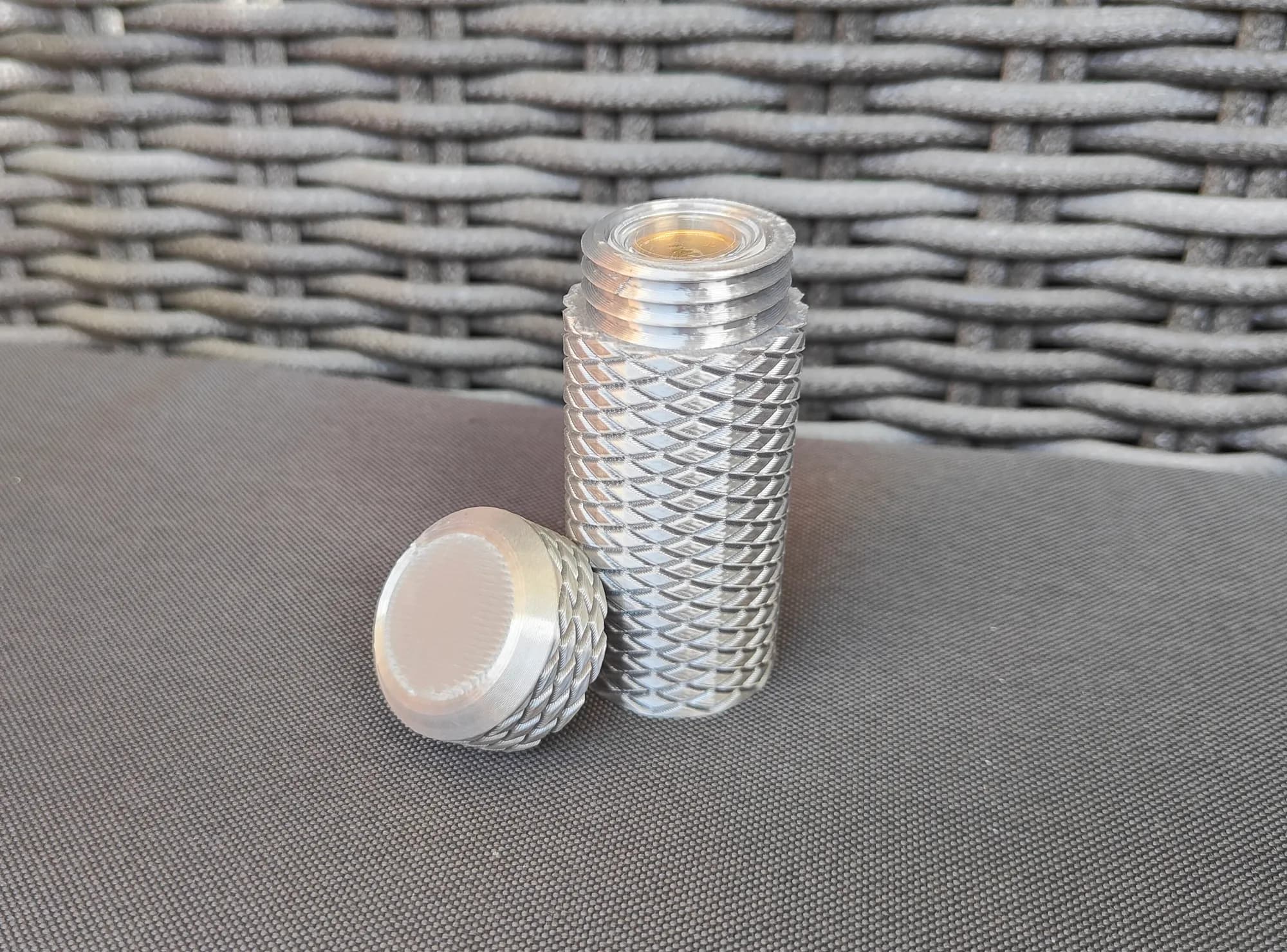 Münztube mit Diamantmuster für 1/10 Oz Goldmünzen Bild 5