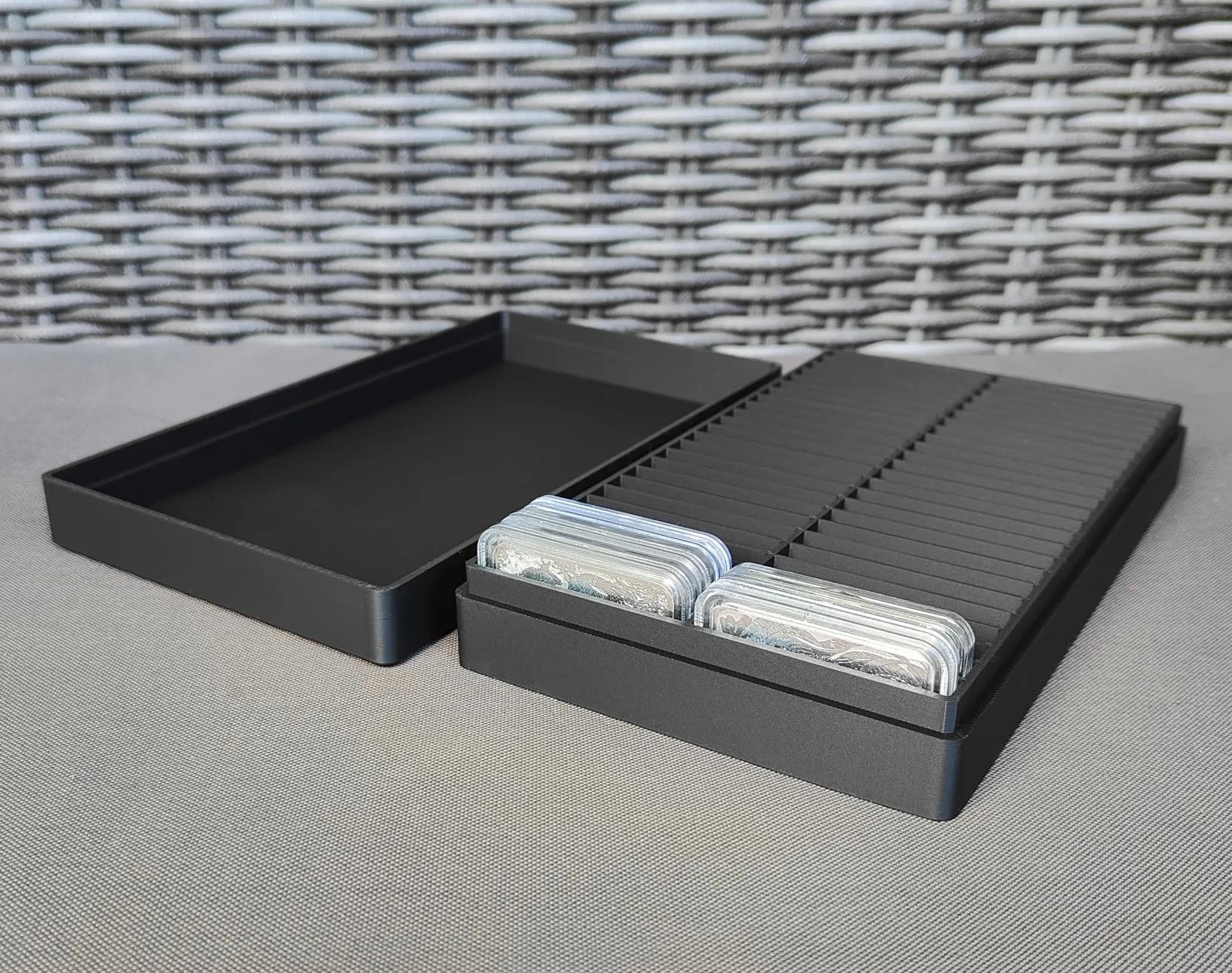 Münzbox für 50x Silbermünzen in Rectangle Kapseln, Querformat